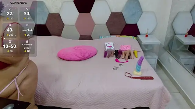 angel blue online show from 12-18-25, 04:13