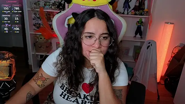 Sweet sully   online show from 10-29-25, 09:11