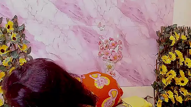 IndianAllure online show from 01-08-26, 05:54