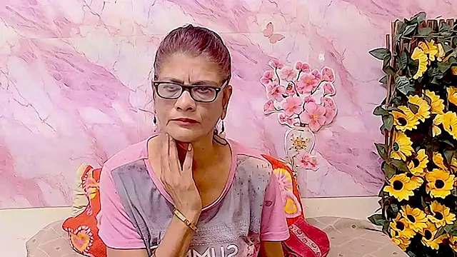 IndianAllure online show from 01-19-26, 05:44