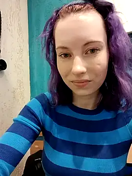 Snapshot of Frost_foxy chatting on 01-17-25, 06:57 Frost foxy online show from 01-17-25, 06:57