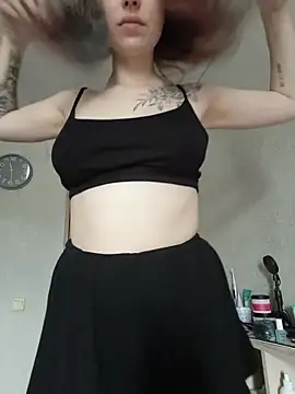 Snapshot of Frost_foxy chatting on 05-23-26, 04:29 Frost foxy online show from 05-23-26, 04:29