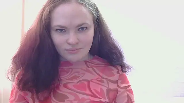 Snapshot of AliceForLoveOh chatting on 05-18-26, 04:40 AliceForLoveOh online show from 05-18-26, 04:40