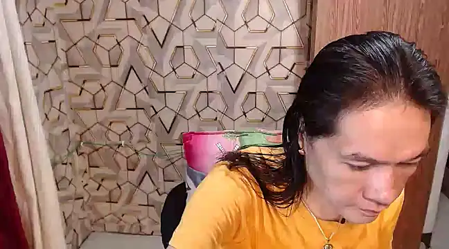 Snapshot of tshugecumxxx chatting on 12-24-24, 09:28 tshugecumxxx online show from 12-24-24, 09:28