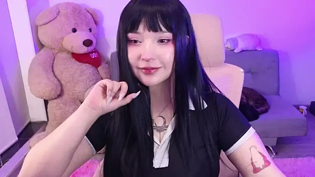KuroChan420 online show from 05-15-26, 02:07