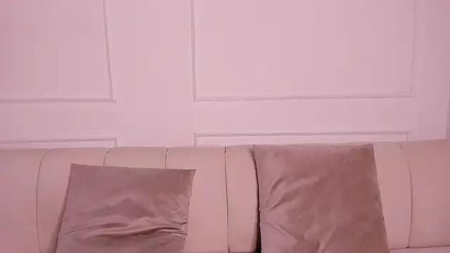 Emma jonness online show from 01-31-25, 07:29