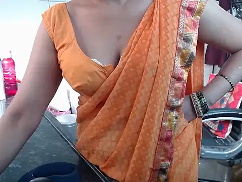 Snapshot of Indian_Rupali chatting on 02-06-25, 10:26 Indian Rupali online show from 02-06-25, 10:26
