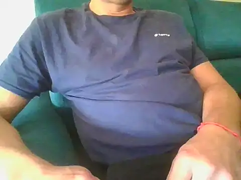 Snapshot of kanalettox chatting on 05-21-26, 01:51 kanalettox online show from 05-21-26, 01:51