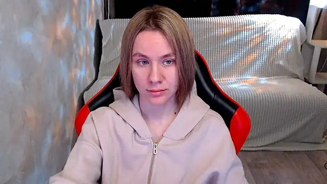 Snapshot of Mila_Jon chatting on 11-25-25, 03:50 Mila Jon online show from 11-25-25, 03:50