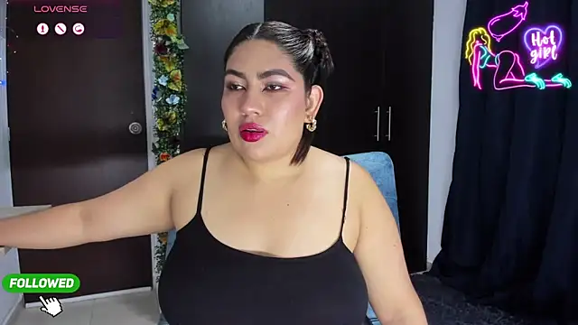 ElikoLanny  online show from 03-06-26, 04:42