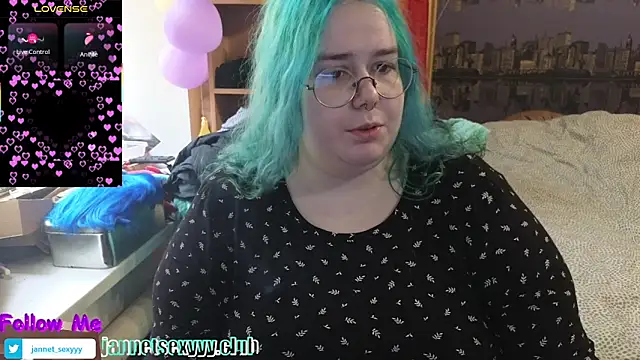 JannetPie online show from 03-18-25, 02:04