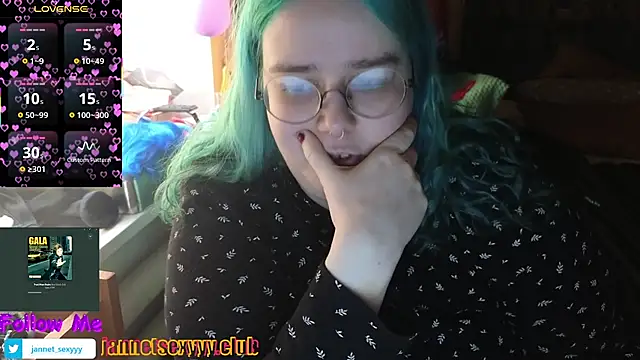 JannetPie online show from 03-19-25, 01:07