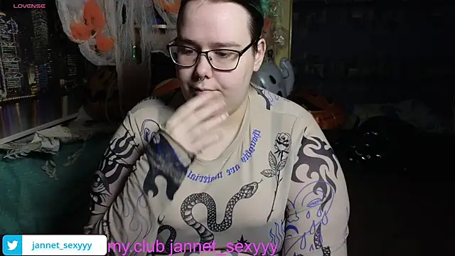 JannetPie online show from 11-10-25, 05:23