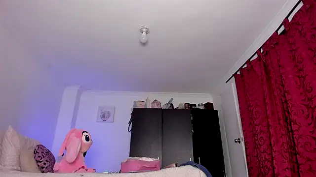 AlondraDiossa03 online show from 01-24-25, 08:00