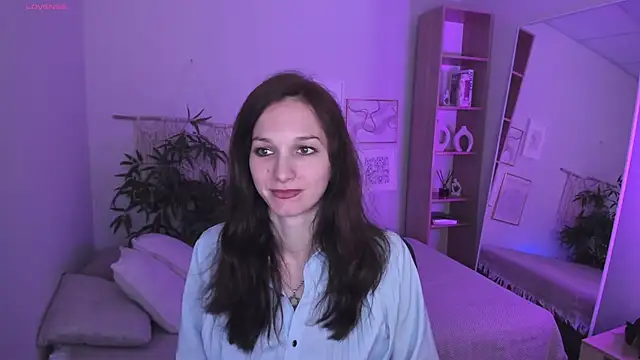 MirandaGlow online show from 04-18-26, 05:44