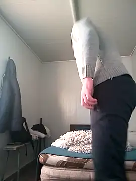 Snapshot of david_geam chatting on 12-14-24, 06:56 david geam online show from 12-14-24, 06:56