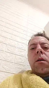 Snapshot of david_geam chatting on 12-25-24, 07:13 david geam online show from 12-25-24, 07:13