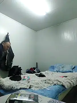 Snapshot of david_geam chatting on 12-26-24, 06:19 david geam online show from 12-26-24, 06:19