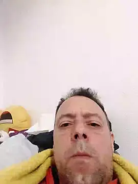 Snapshot of david_geam chatting on 12-28-24, 06:18 david geam online show from 12-28-24, 06:18