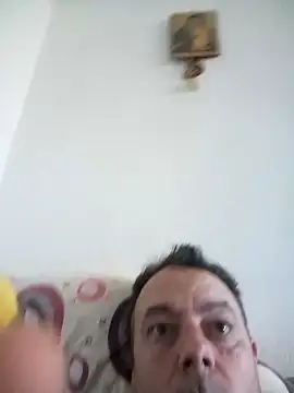 Snapshot of david_geam chatting on 01-08-25, 07:45 david geam online show from 01-08-25, 07:45