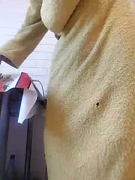 Snapshot of david_geam chatting on 02-01-25, 12:51 david geam online show from 02-01-25, 12:51