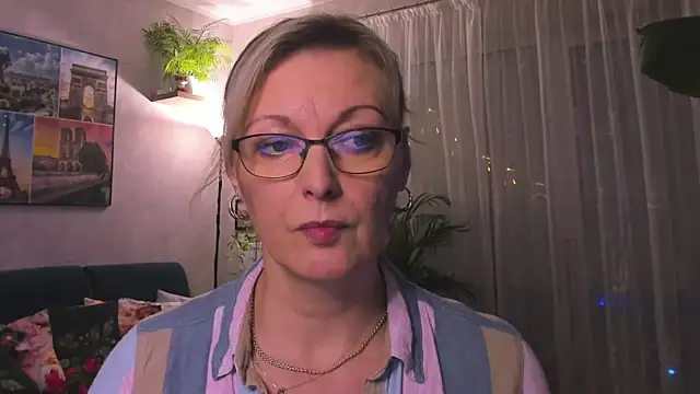 vanessa chat online show from 01-21-25, 05:51