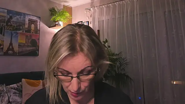 vanessa chat online show from 02-11-25, 06:01