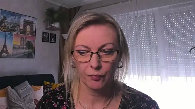 vanessa chat online show from 03-11-25, 02:18