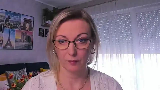 vanessa chat online show from 03-17-25, 02:23