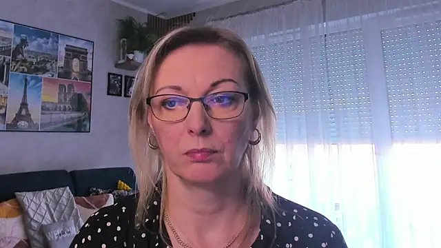 vanessa chat online show from 03-19-25, 02:24