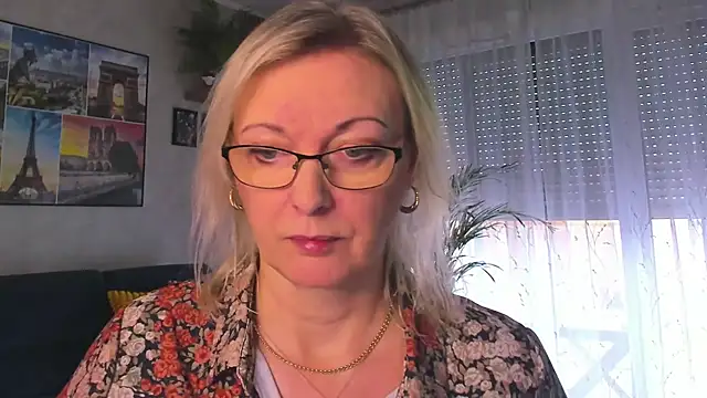 vanessa chat online show from 02-09-26, 02:21