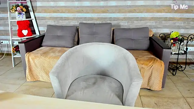 SusanSmit online show from 11-07-25, 07:03