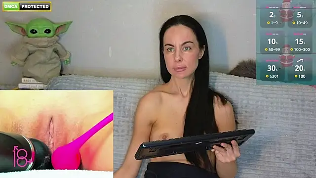 Snapshot of 3ight33nplus chatting on 01-13-25, 02:39 3ight33nplus online show from 01-13-25, 02:39