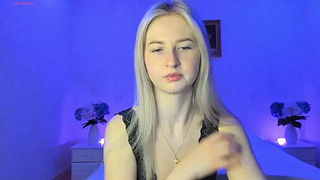 AnnaCarrera online show from 03-21-25, 09:12