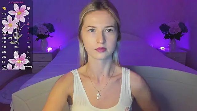 AnnaCarrera online show from 09-18-25, 06:32