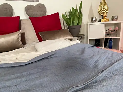 TiffanyRoxx online show from 03-17-25, 12:19