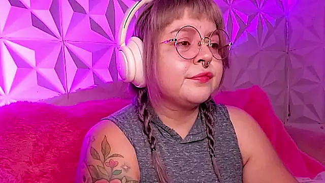 Satyn doll online show from 11-09-25, 10:08