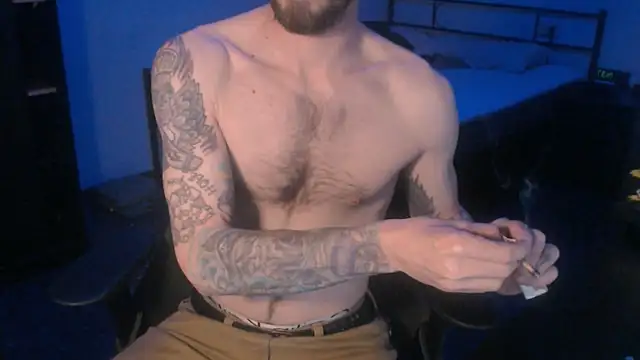 SexxxyLouis online show from 03-05-25, 01:39