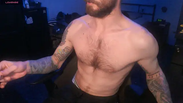 SexxxyLouis online show from 10-21-25, 09:32