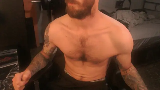 SexxxyLouis online show from 05-06-26, 07:13