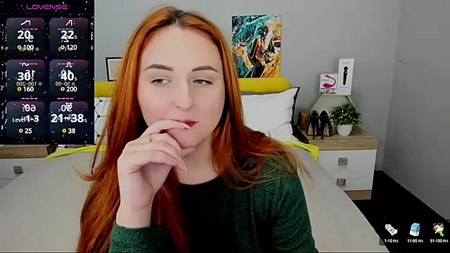 Snapshot of BabeLessi chatting on 01-19-25, 10:39 BabeLessi online show from 01-19-25, 10:39