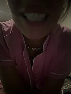 Snapshot of Elvira75 chatting on 08-02-26, 10:52 Elvira75 online show from 08-02-26, 10:52