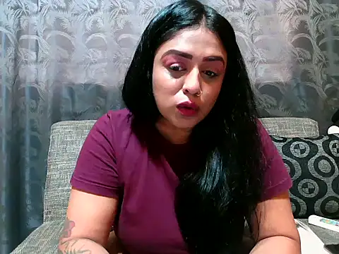 Snapshot of indianishkq7 chatting on 03-19-25, 12:01 indianishkq7 online show from 03-19-25, 12:01