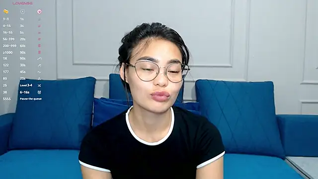 kwana colada online show from 10-15-25, 05:13