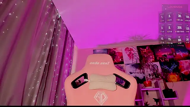 GoodWitch  online show from 03-18-25, 01:42