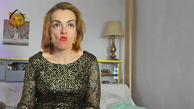 KateConner online show from 03-11-25, 01:48