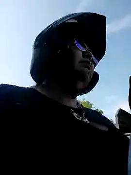 Snapshot of Brenda_Berck_ chatting on 03-07-25, 01:40 Brenda Berck online show from 03-07-25, 01:40