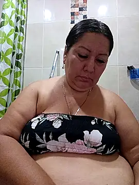 Snapshot of Brenda_Berck_ chatting on 11-14-25, 12:37 Brenda Berck online show from 11-14-25, 12:37