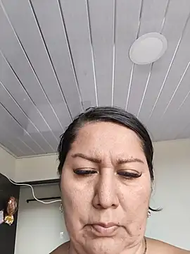 Brenda Berck  online show from 05-18-26, 07:52