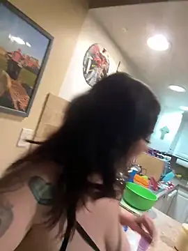 Kira tattoo online show from 05-16-26, 04:20